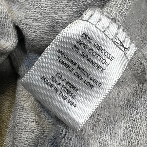 EUC [Dolan] 3/4 Sleeve Top | Grey · Gray & Navy Polka Dot {Anthro} Shirt | Small - Picture 11 of 14